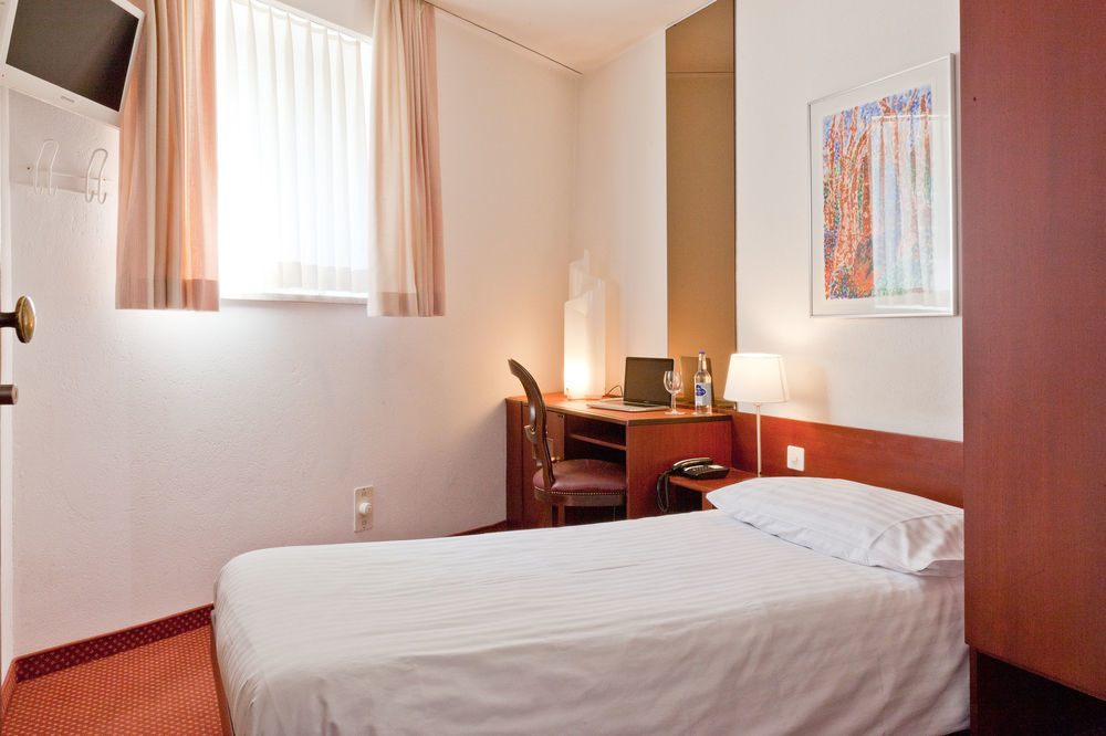 B-smart 3* Basel