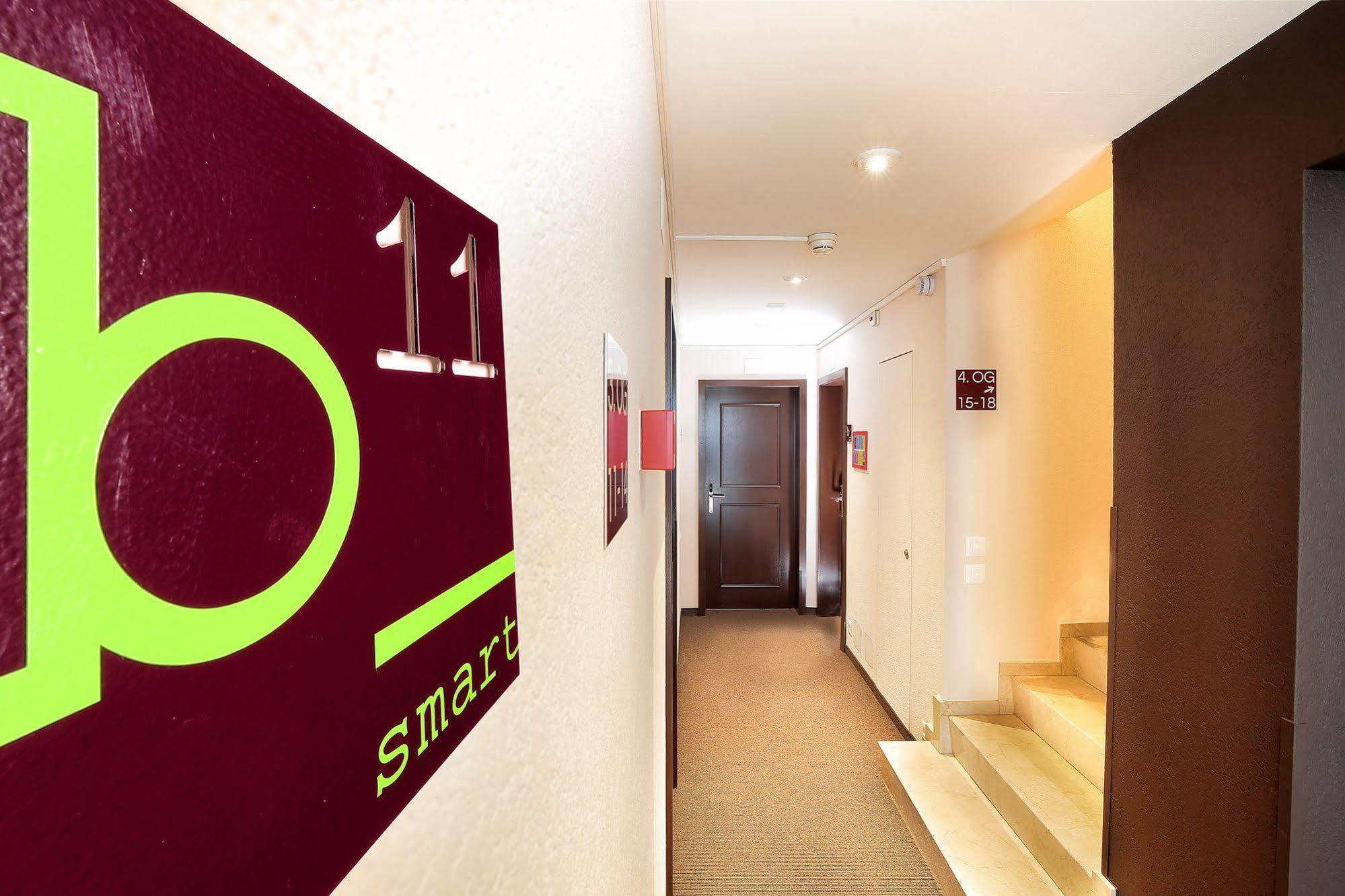 Hotel B-smart 3*